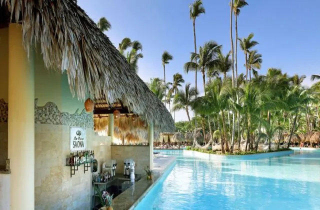 Grand Palladium Bavaro Suite Resort Spa Todo Incluido bar piscina